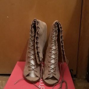 Heeled boots size 7.5